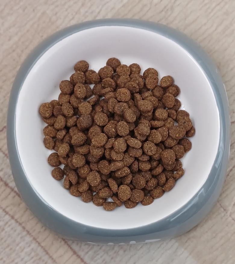 Гранули сухого корму для котів Фарміна Тропікал Farmina ND Tropical Selection Cat Adult Neutered Lamb, Spelt, Oats and Fruits