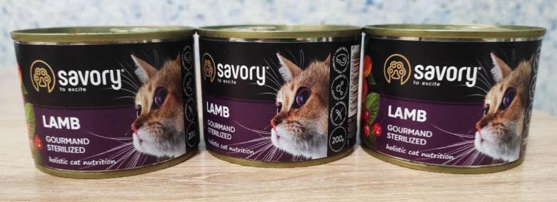 Влажный корм для кошек Savory Gourmand Sterilized Lamb 200 грамм